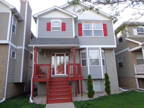 6142 60th St, Chicago, IL 60638-4316