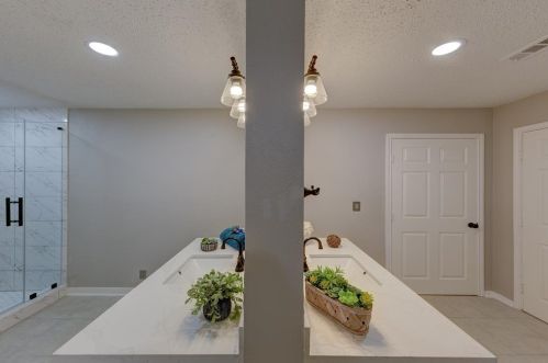 2029 Pond Shore Dr, Angleton TX 77515-7483 exterior