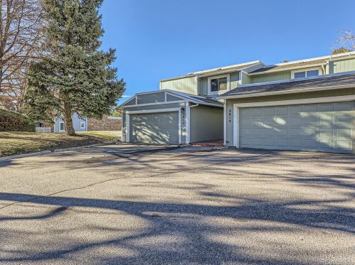 3014 Macon Cir, Aurora, CO 80014-3092