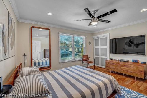 1400 Cp Ave, Tinton Falls NJ 07712-4803 exterior