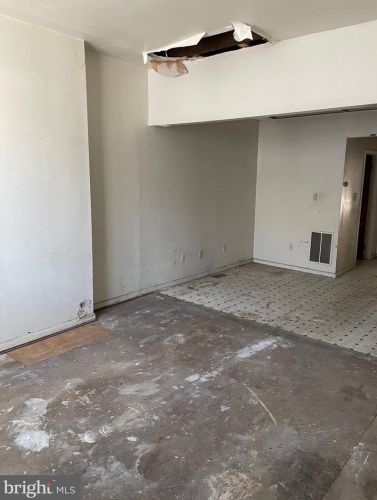 776 State St, Trenton NJ 08609-1811 exterior