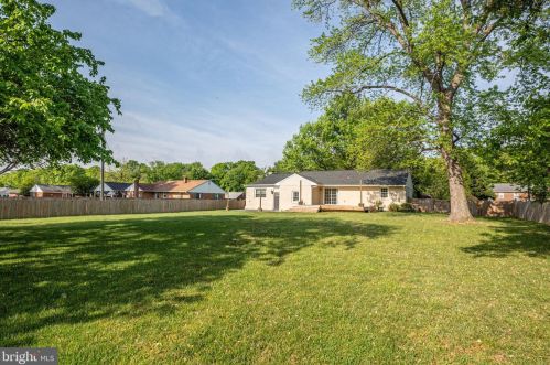 608 Jett St, Fredericksburg, VA 22405-3348