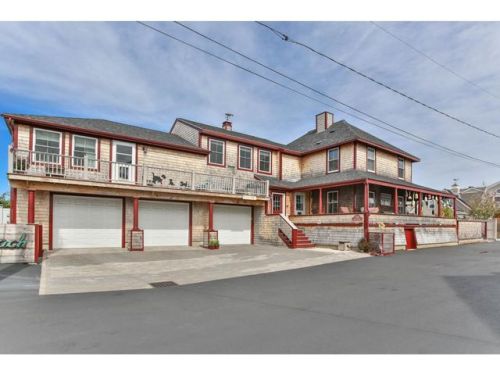 164 Ocean Blvd, Seabrook, NH 03874-4926