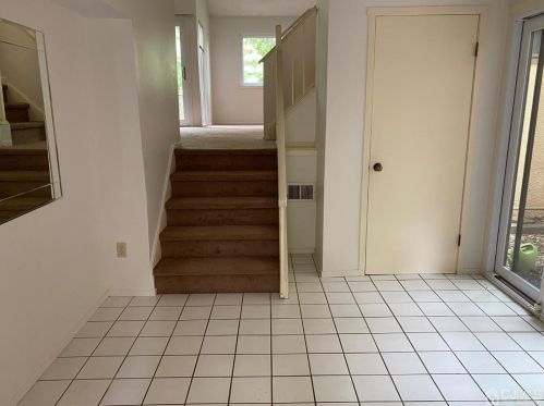 252 Sayre Dr, Princeton NJ  08540-5811 exterior
