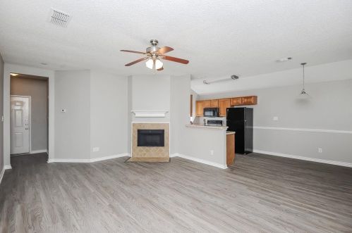 6440 Riverwater Trl, Fort Worth TX  76179-3783 exterior