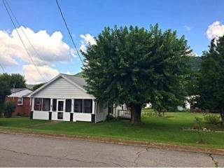 1011 Prince Ave, Erwin, TN 37650-1517