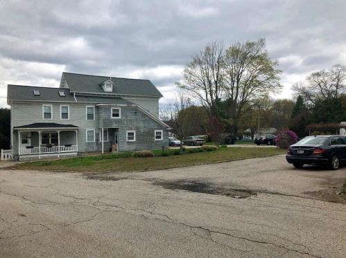 432 Fairview Ave, Coventry, RI 02816-7249
