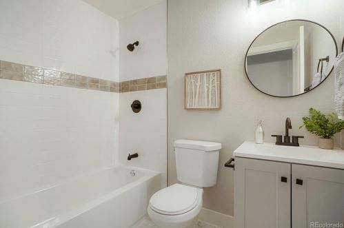 11415 Exposition Ave, Denver CO  80226-3719 exterior