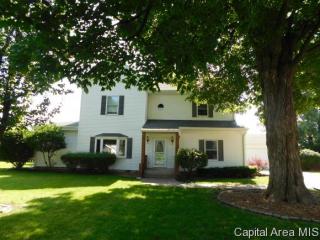508 State St, Chatham, IL 62629-1609