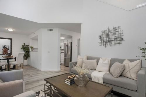 1052 Dewcrest Dr, Anaheim CA  92808-2403 exterior