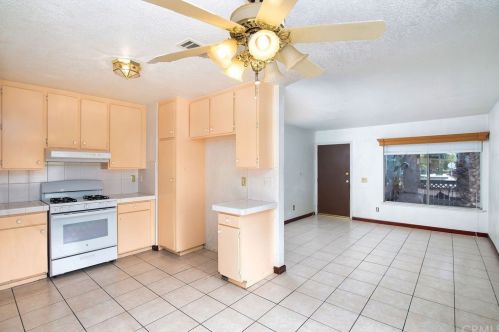9211 Admiralty Ave, Riverside CA  92503-3348 exterior