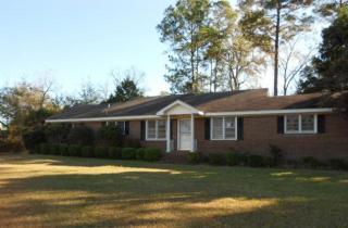704 Washington St, Sylvester, GA 31791-1612