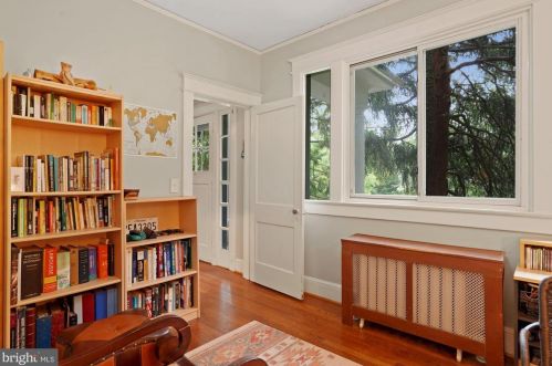 7125 Poplar Ave, Silver Spring MD 20912-4675 exterior