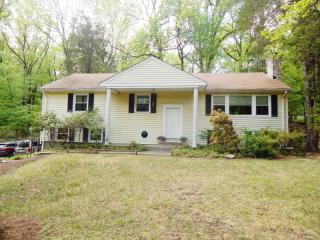 55 Star Dr, Morristown, NJ 07960-2512