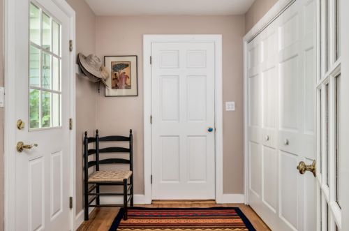 10 Sledding Hill Ln, Lee, NH 03861-6573