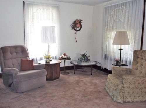 310 Dixon St, Stratford, IL 61064-1207