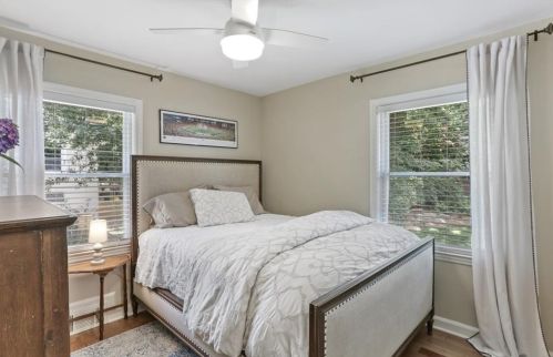 1830 Fernwood Rd, Atlanta GA  30318-2514 exterior