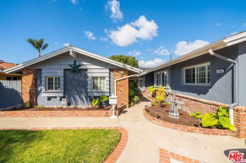 11933 Julius Ave, Downey, CA 90242-2101