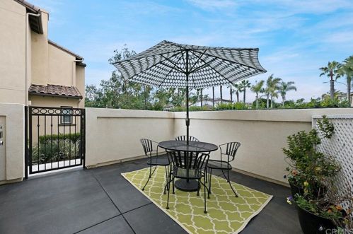 1762 Fairlead Ave, Carlsbad, CA 92011-3611