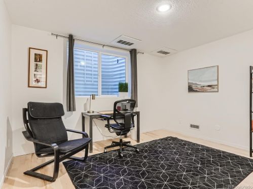 24 Beacon Hill Ln, Englewood CO  80111-5244 exterior