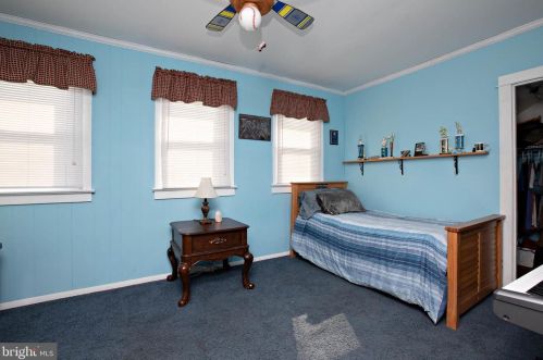 3240 48 St, Camden NJ 08109-2108 exterior