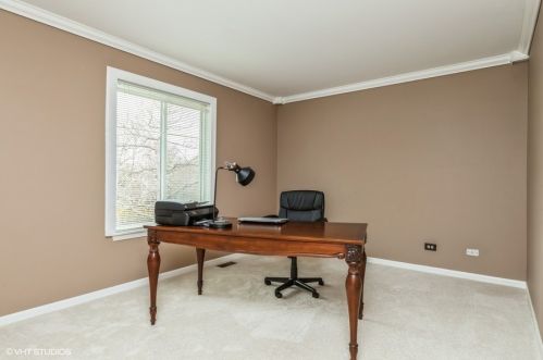 1548 Autumncrest Dr, Bull Valley IL  60014-2942 exterior
