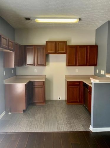 6410 Ellenwood Dr, Rex GA 30273-5046 exterior