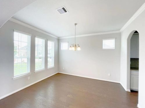 418 Round Lake Dr, Richmond TX  77469 exterior