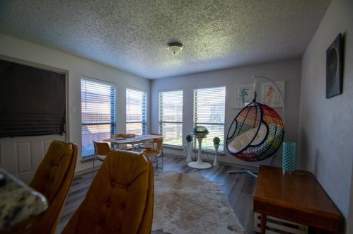 2105 Cologne Dr, Carrollton TX  75007-2337 exterior