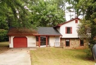 1801 Gingham Ct, Lithonia, GA 30058-5588