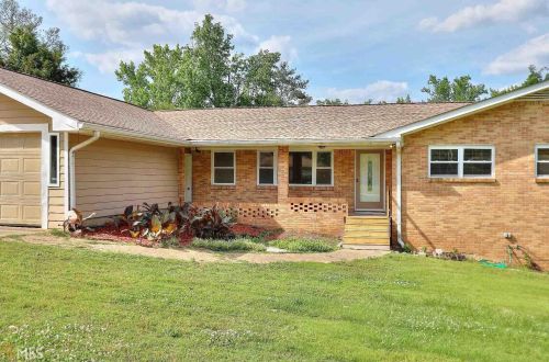 2661 Lakeview Dr, Conyers, GA 30094-4941