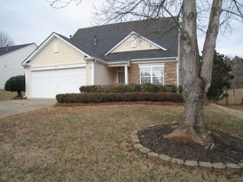 290 Carrington Way, Holly Springs, GA 30115-4718