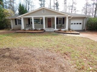 1220 Seminary Dr, Marietta, GA 30064-2917