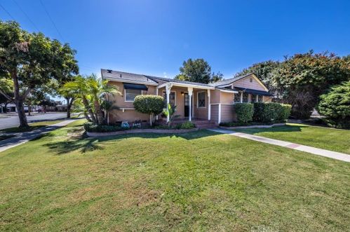 1704 Edna Dr, Santa Ana CA 92706-2424 exterior