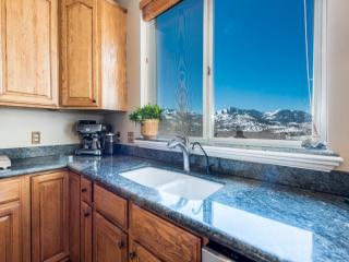9031 Sackett Dr, Park City UT  84098-5837 exterior