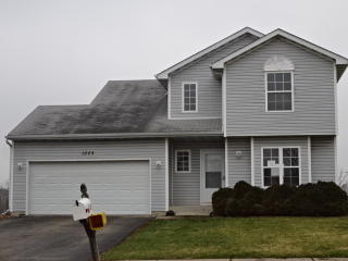 1009 Lindsay St, Joliet IL  60431-8756 exterior