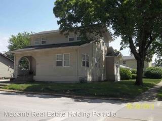 133 Adams St, Macomb IL  61455-1533 exterior