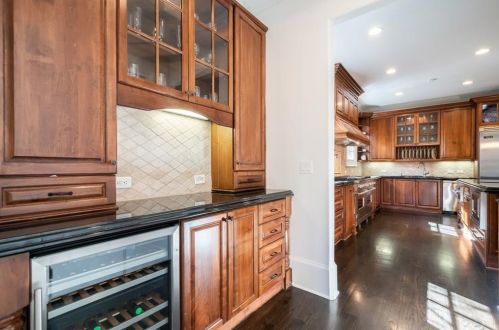 239 Beverly Rd, Atlanta GA  30309-2643 exterior