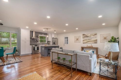 2130 Bolling Brook Dr, Atlanta GA  30311-2516 exterior