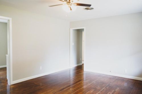 608 Anderson St, Angleton TX  77515-4543 exterior