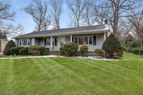 12 Deerfield Rd, Whippany, NJ
