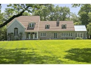 9 Fletcher Pl, Hopkins, MN 55305-4428