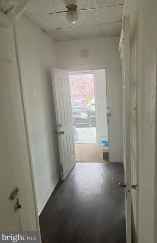 869 Revere Ave, Trenton, NJ 08629-2602