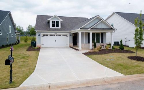 1060 Silverton Dr, Reynolds Plantation, GA 30642-6158