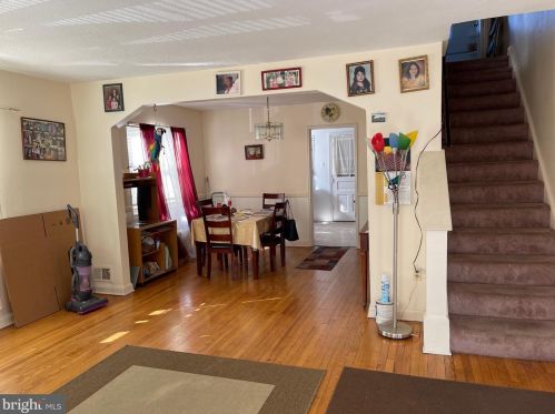 8334 Navahoe Dr, Silver Spring, MD 20903-3331