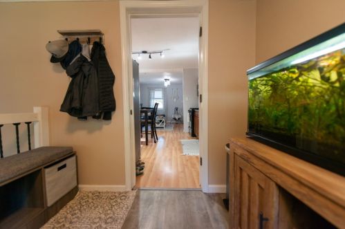 237 Cavender St, Hobart IN 46342-2920 exterior