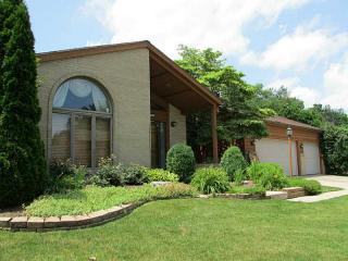 3115 Imperial Blvd, Springfield, OH 45503-1338
