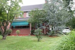 94 Fairfax Dr, Huntington WV  25705-1330 exterior