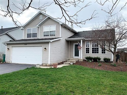 1213 Betty Dr, Plainfield, IL 60586-2228