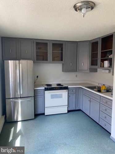 349 Ridge St, Carlisle PA  17013-4011 exterior